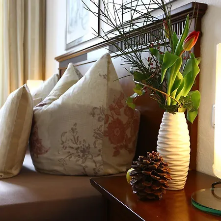 Schloss Weissenburg 3* Uhlstadt-Kirchhasel