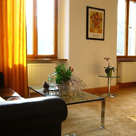 Schloss Weissenburg Hotel